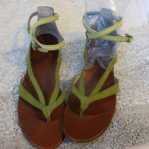 Merrell Sandals Green Size 9
